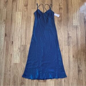 NWT Wild Fable Women’s Blue Green Iridescent Spaghetti Strap Maxi Dress size M